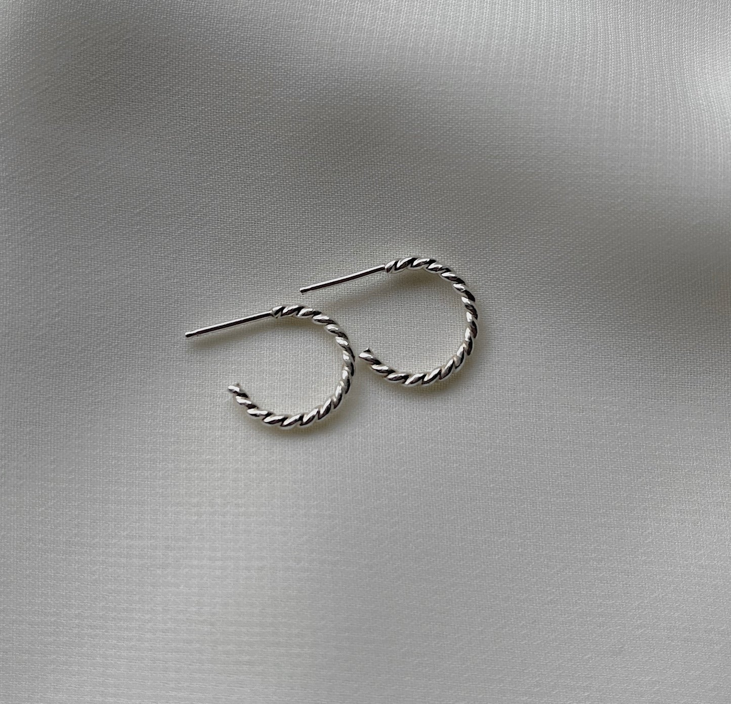 Twist Hoops