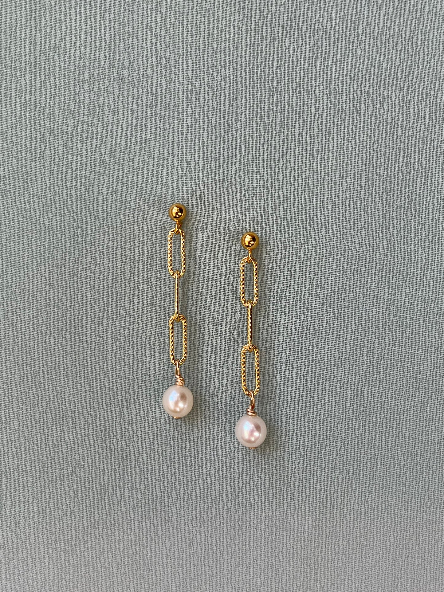 Lucy Pearl Earrings